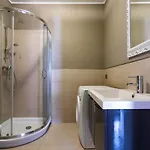Porta Nuova شقة